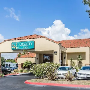 Inn Quality Long - Signal Hill Long Beach
